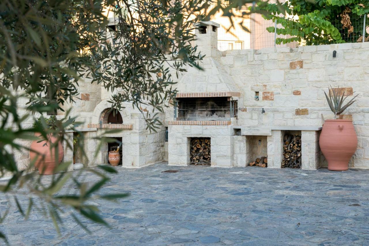 Mangie Villa Chersonissos Buitenkant foto
