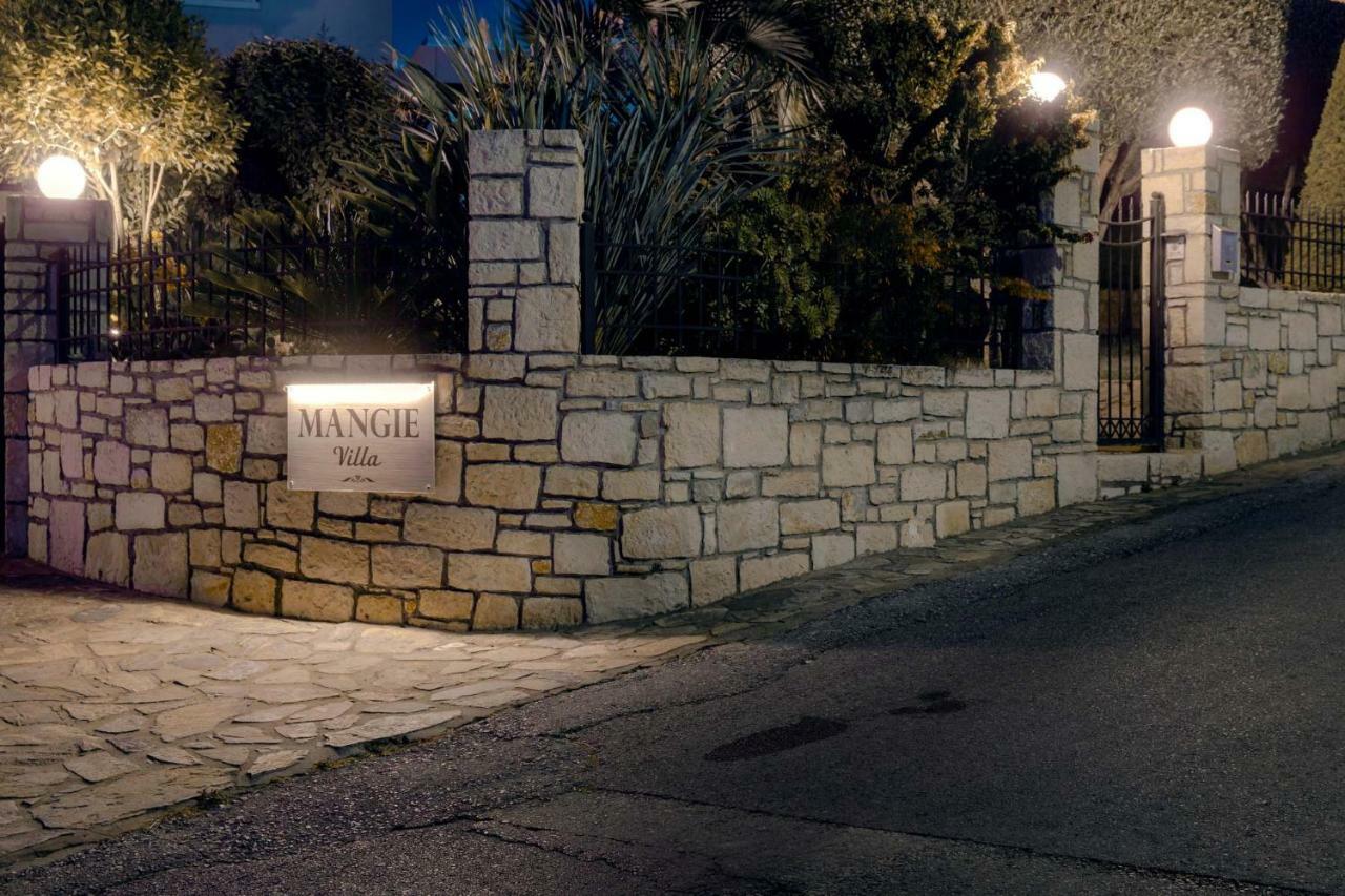 Mangie Villa Chersonissos Buitenkant foto